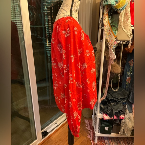 Universal Thread Blouse - Picture 2 of 6